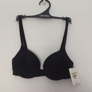 Calvin Klein Pushup  Black Bra Size 32B